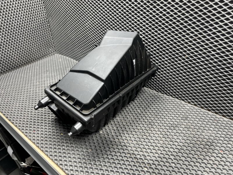 Корпус воздушного фильтра Land Rover Range Rover Sport (L494, 2020г.)