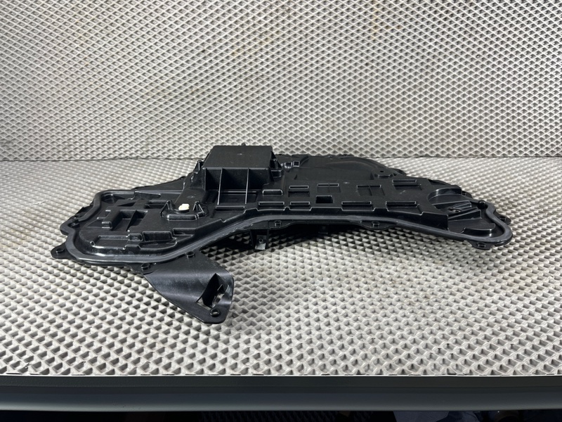 Панель двери Land Rover Range Rover Sport (L461, 2024г.)