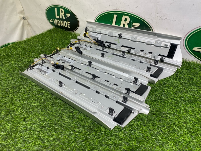 Накладка на порог с подсветкой (комплект) Range Rover Long (L405, 2018г.)