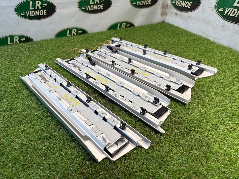 Накладка на порог с подсветкой Land Rover Range Rover (L405, 2020г.)