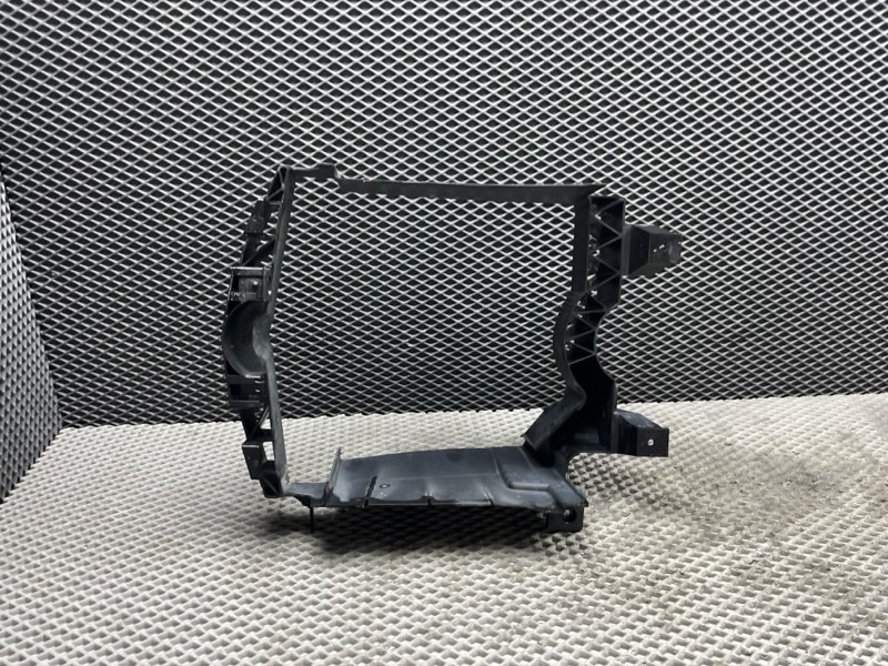 Кронштейн радиатора Land Rover Range Rover (L405, 2016г.)