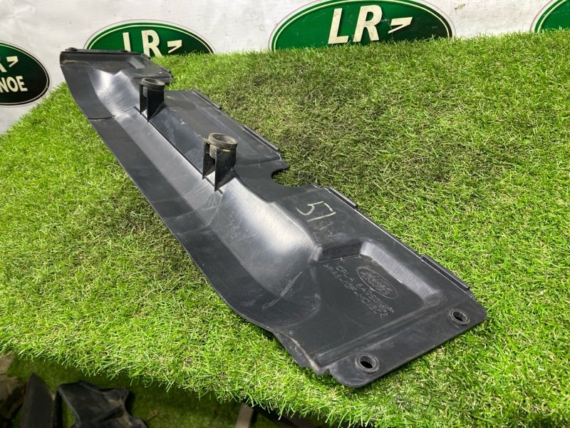 Накладка замка капота Land Rover Range Rover (L405, 2014г.)