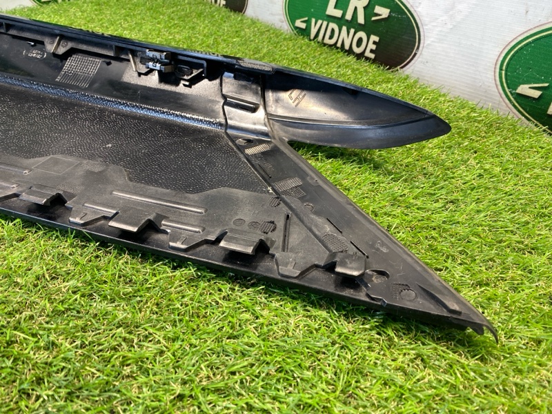 Накладка кузова Land Rover Range Rover Sport (L494, 2019г.)
