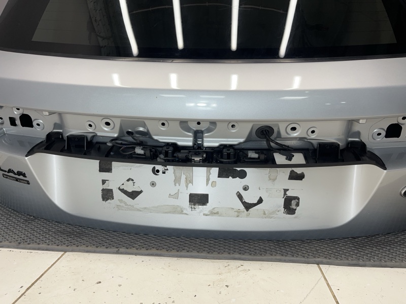 Крышка (дверь) багажника Land Rover Range Rover Velar (L560, 2018г.)