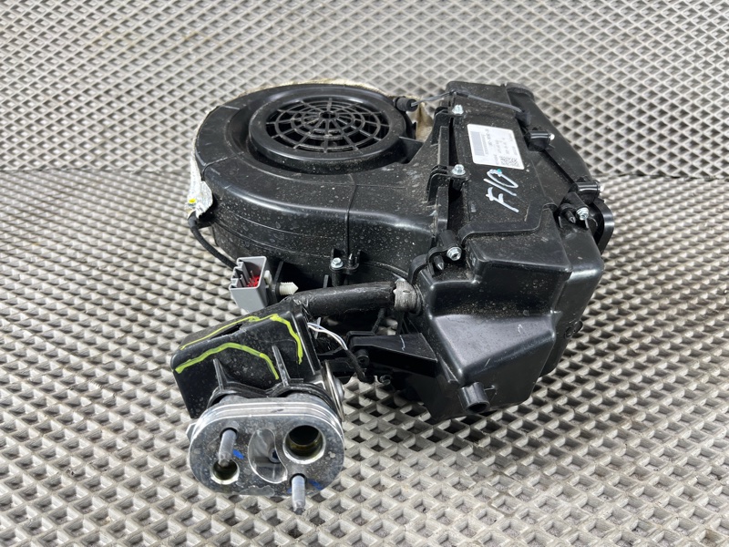 Печка салона задняя Land Rover Defender (L663, 2020г.)