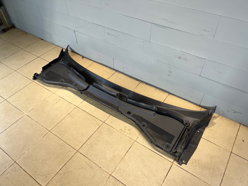Жабо Land Rover Range Rover Sport (L461, 2024г.)