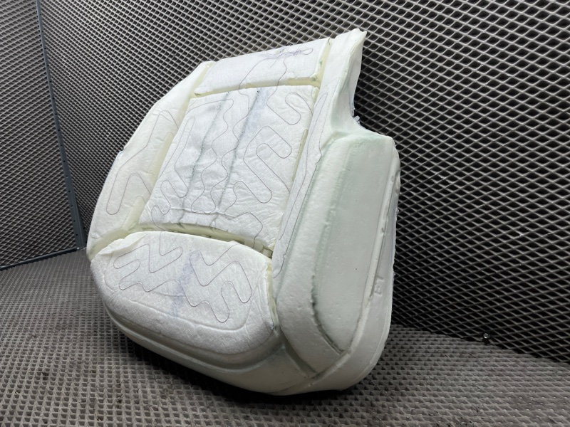 Набивка сиденья Land Rover Range Rover Sport (L461, 2024г.)