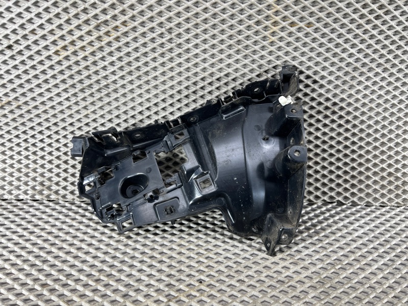 Кронштейн бампера Land Rover Defender (L663, 2020г.)