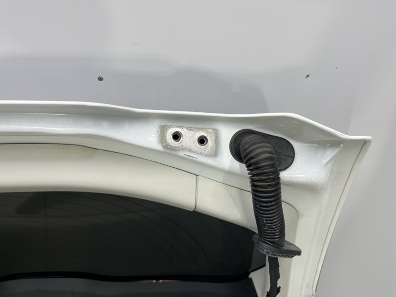 Крышка багажника Land Rover Discovery Sport (L550, 2018г.)