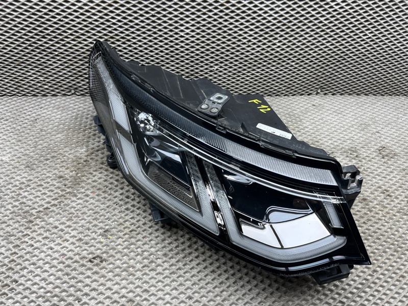Фара Land Rover Discovery Sport (L550, 2020г.)