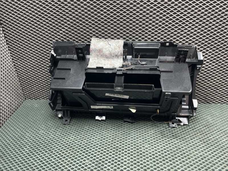 Бардачок Land Rover Range Rover Sport (L494, 2021г.)