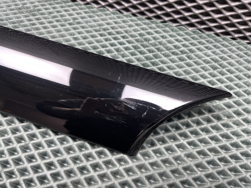Накладка стойки лобового стекла Land Rover Range Rover Sport (L461, 2025г.)