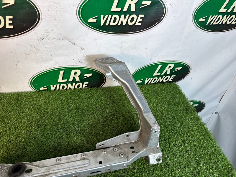 Суппорт фары Land Rover Range Rover Velar (L560, 2018г.)