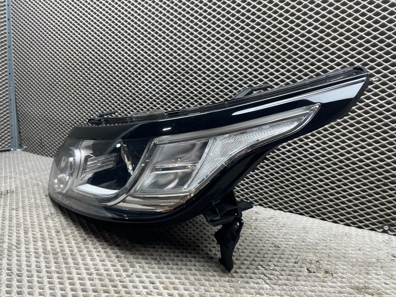 Фара Land Rover Range Rover Sport (L494, 2017г.)