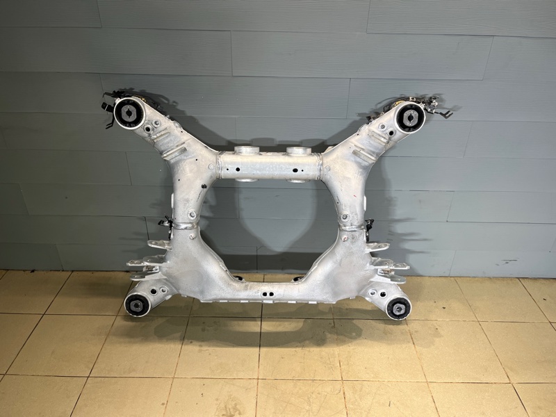 Подрамник Land Rover Range Rover Sport (L461, 2024г.)