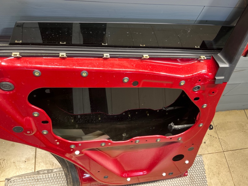 Дверь Land Rover Discovery Sport (L550, 2020г.)