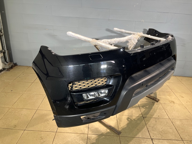 Бампер Land Rover Range Rover Sport (L494, 2017г.)