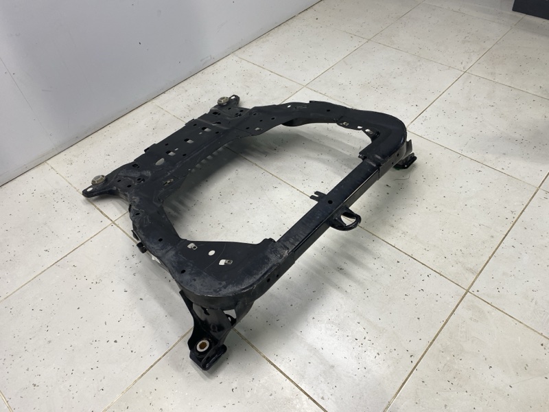 Подрамник Land Rover Discovery Sport (L550, 2018г.)