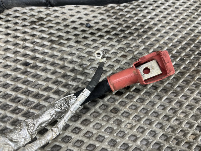 Проводка стартера Land Rover Defender (L663, 2020г.)
