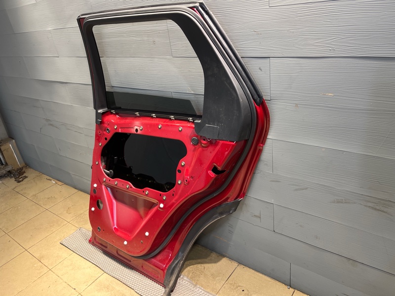 Дверь Land Rover Discovery Sport (L550, 2020г.)