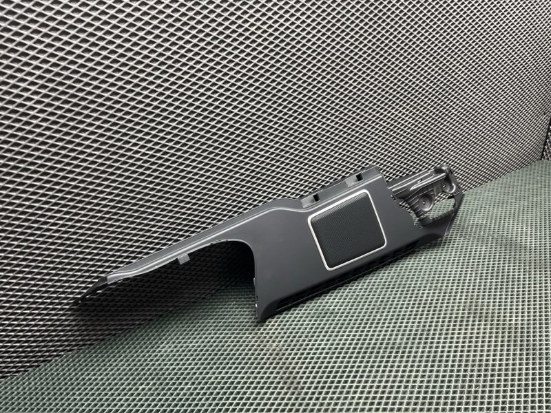 Накладка (сетка) динамика Land Rover Range Rover (L405, 2016г.)