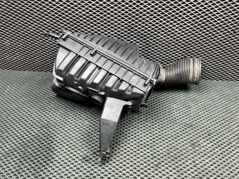 Корпус воздушного фильтра Land Rover Range Rover (L322, 2011г.)