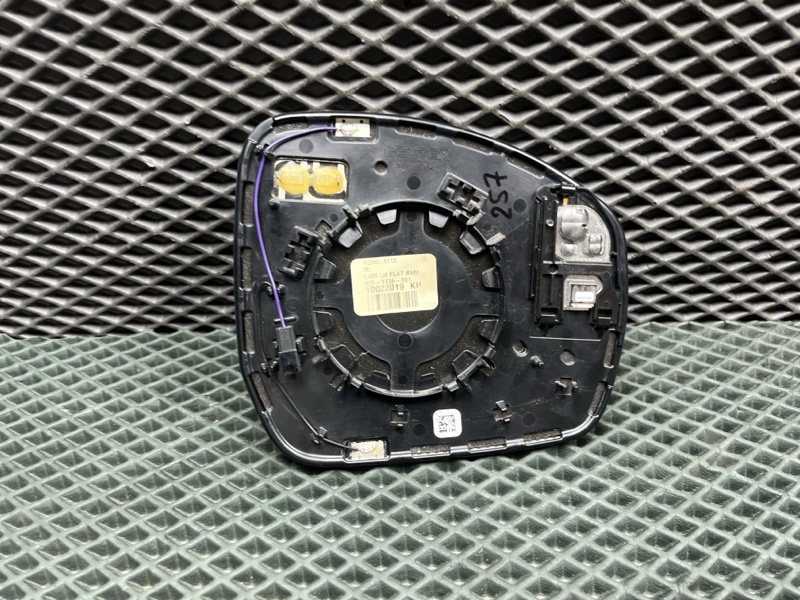 Зеркальный элемент Land Rover Range Rover Sport (L494, 2020г.)