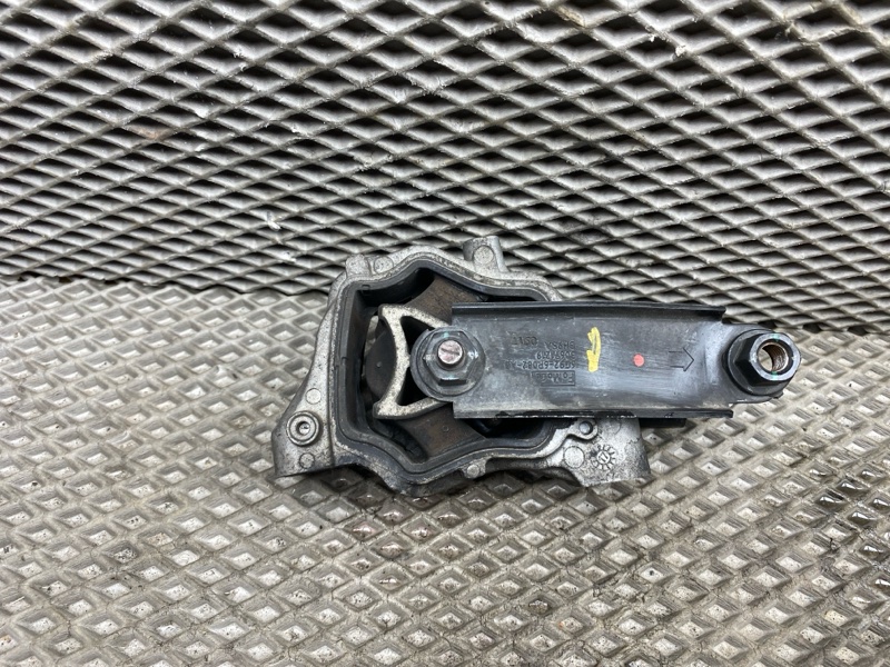 Опора двигателя Land Rover Discovery Sport (L550, 2017г.)