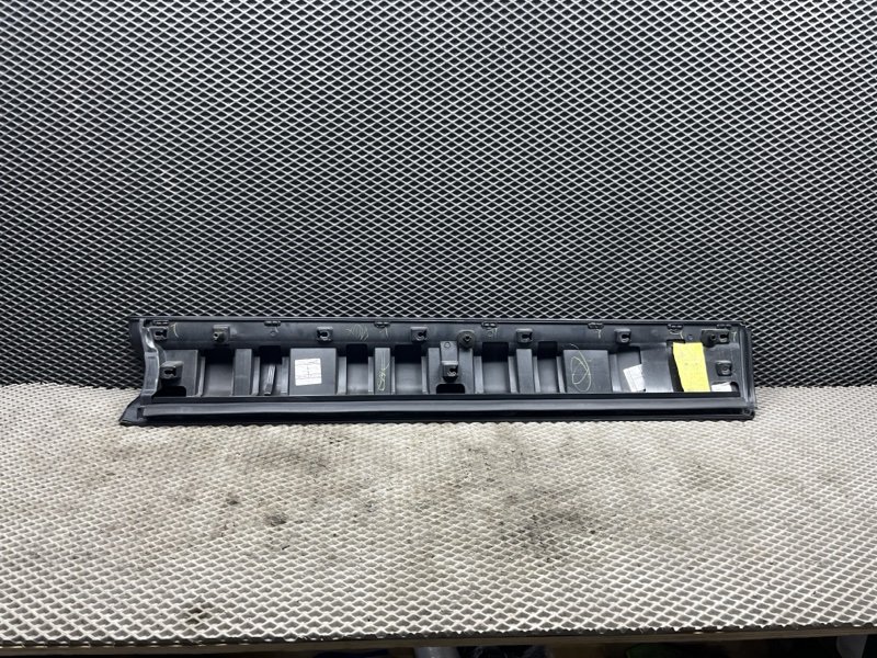 Молдинг двери Land Rover Range Rover Sport (L494, 2020г.)