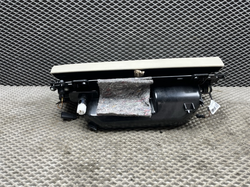 Бардачок Land Rover Range Rover (L405, 2019г.)