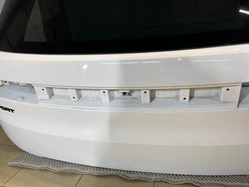 Крышка (дверь) багажника Land Rover Range Rover Sport (L461, 2023г.)