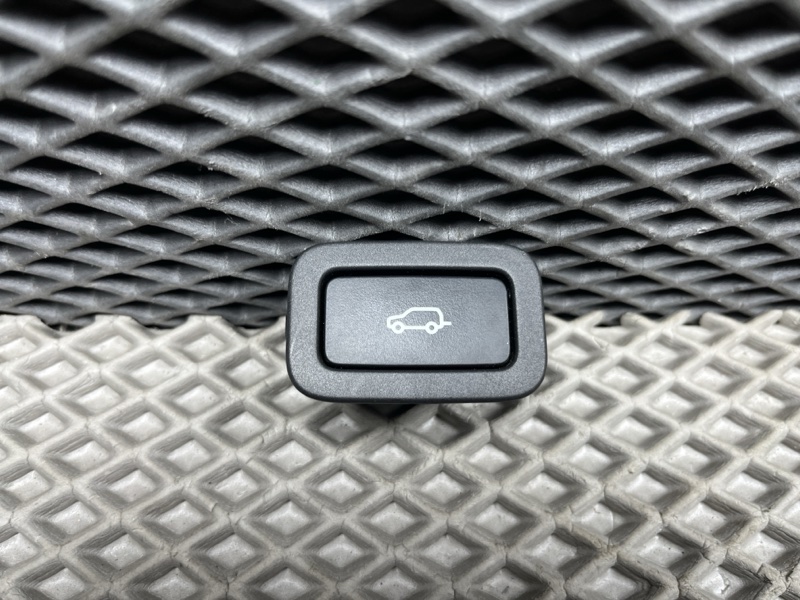 Кнопка открывания багажника Land Rover Range Rover (L405, 2019г.)