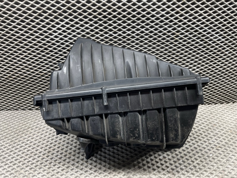 Корпус воздушного фильтра Land Rover Discovery 4 (L319, 2015г.)