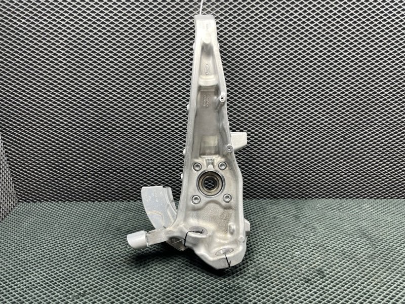 Кулак Land Rover Range Rover Sport (L461, 2025г.)