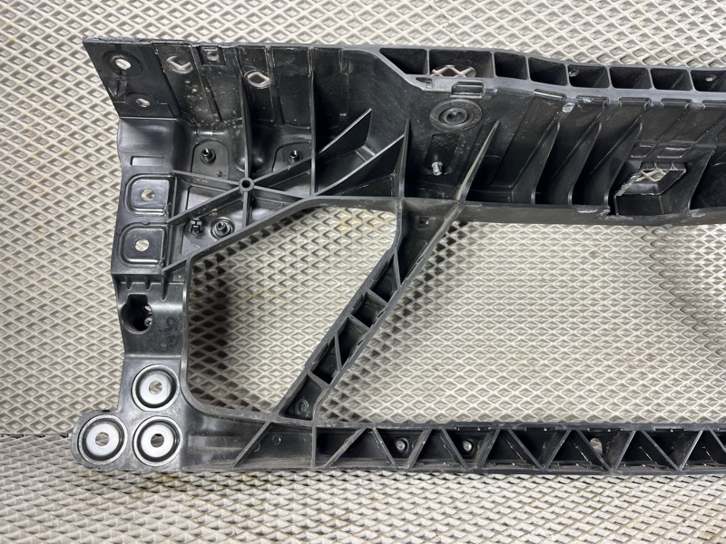 Передняя панель (телевизор) Land Rover Defender (L663, 2020г.)