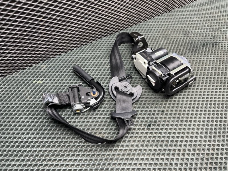 Ремень безопасности ( комплект ) Land Rover Range Rover Sport (L494, 2021г.)