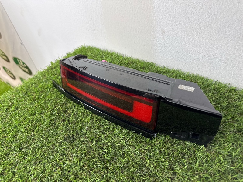 Фонарь Land Rover Range Rover Sport (L461, 2023г.)