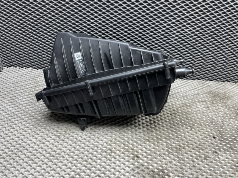 Корпус воздушного фильтра Land Rover Range Rover (L405, 2019г.)
