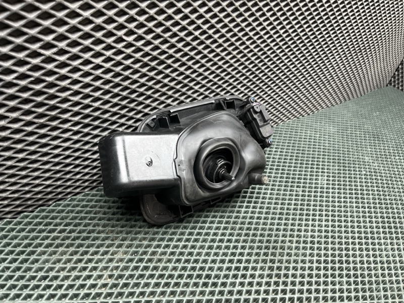 Лючок топливного бака Volkswagen Tiguan (AllSpace, 2022г.)
