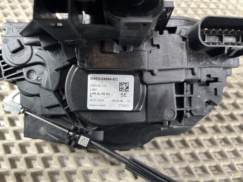 Замок двери Land Rover Range Rover Sport (L461, 2024г.)