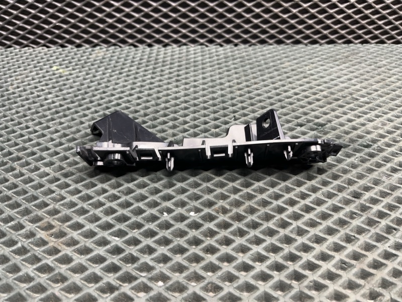Кронштейн бампера Land Rover Range Rover Sport (L494, 2021г.)