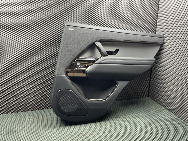 Обивка двери Land Rover Range Rover Sport (L461, 2025г.)