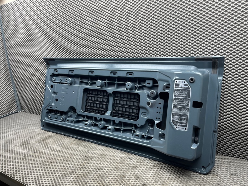 Дверь багажника Jeep Wrangler (JL, 2025г.)