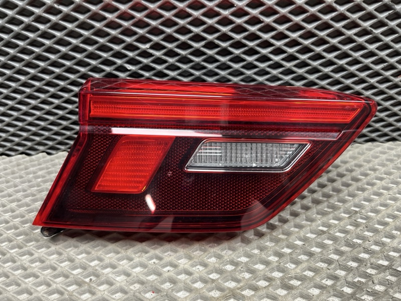 Фонарь Volkswagen Tiguan (MBQ, 2022г.)