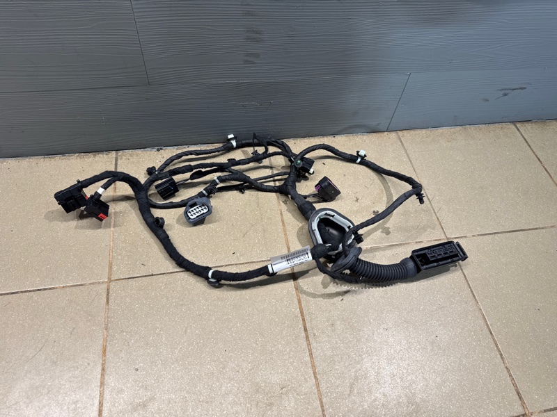 Проводка двери Land Rover Range Rover Sport (L461, 2024г.)