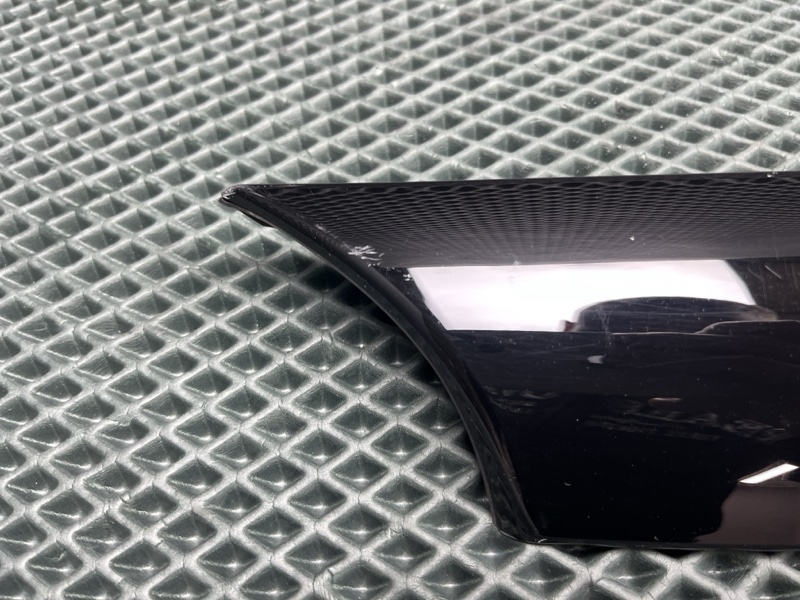 Накладка стойки лобового стекла Land Rover Range Rover Sport (L461, 2025г.)