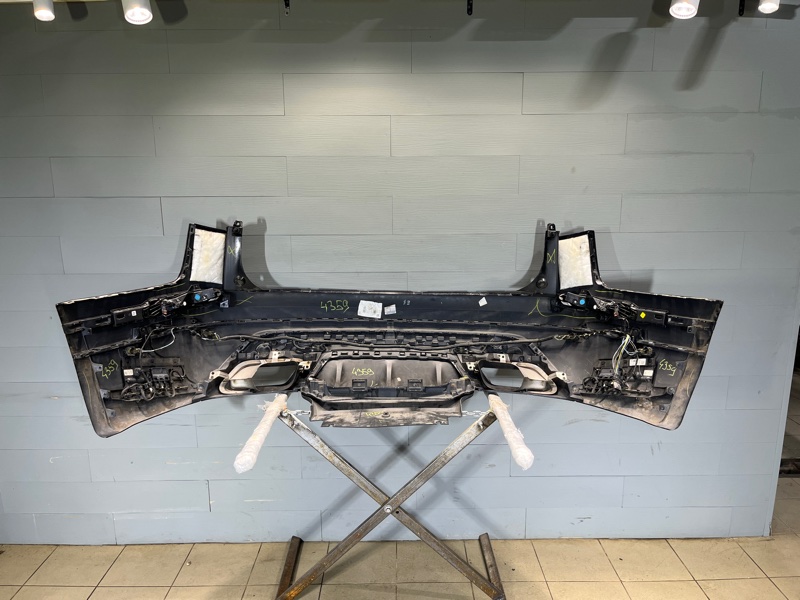 Бампер Land Rover Range Rover Velar (L560, 2020г.)