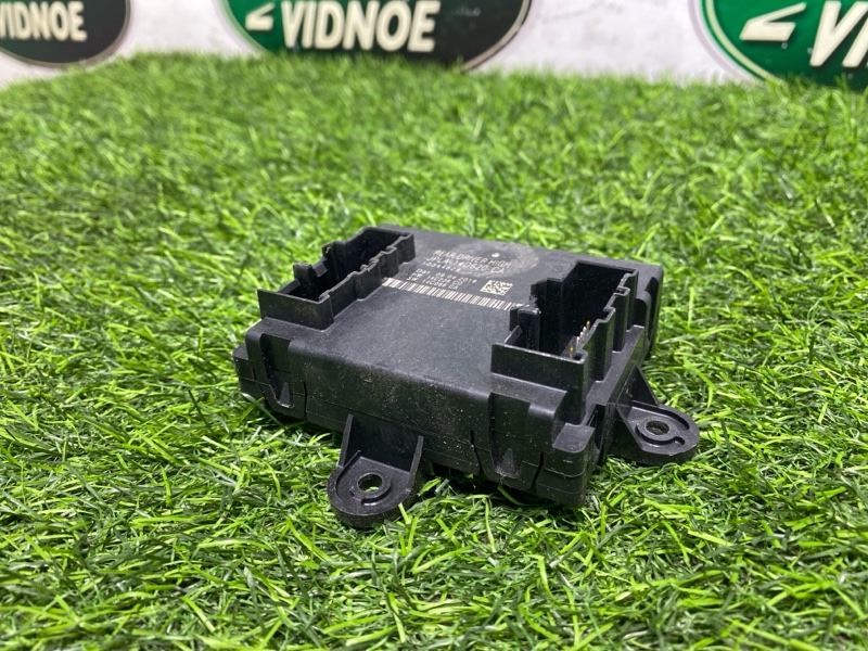 Блок управления дверьми Range Rover Long (L405, 2018г.)