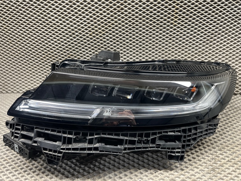 Фара светодиодная Land Rover Range Rover Sport (L461, 2024г.)