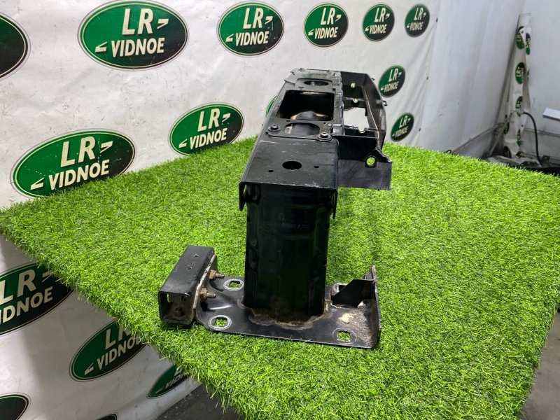 Усилитель бампера Land Rover Range Rover (L405, 2017г.)